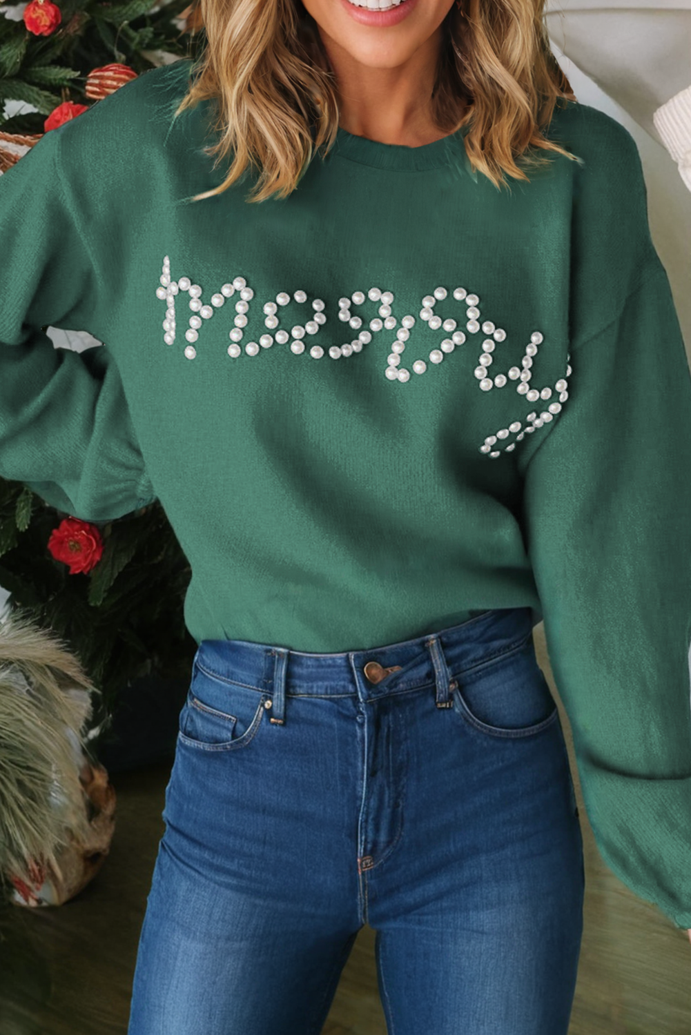 Chic Exclusive Pearl Beaded Merry Sweater