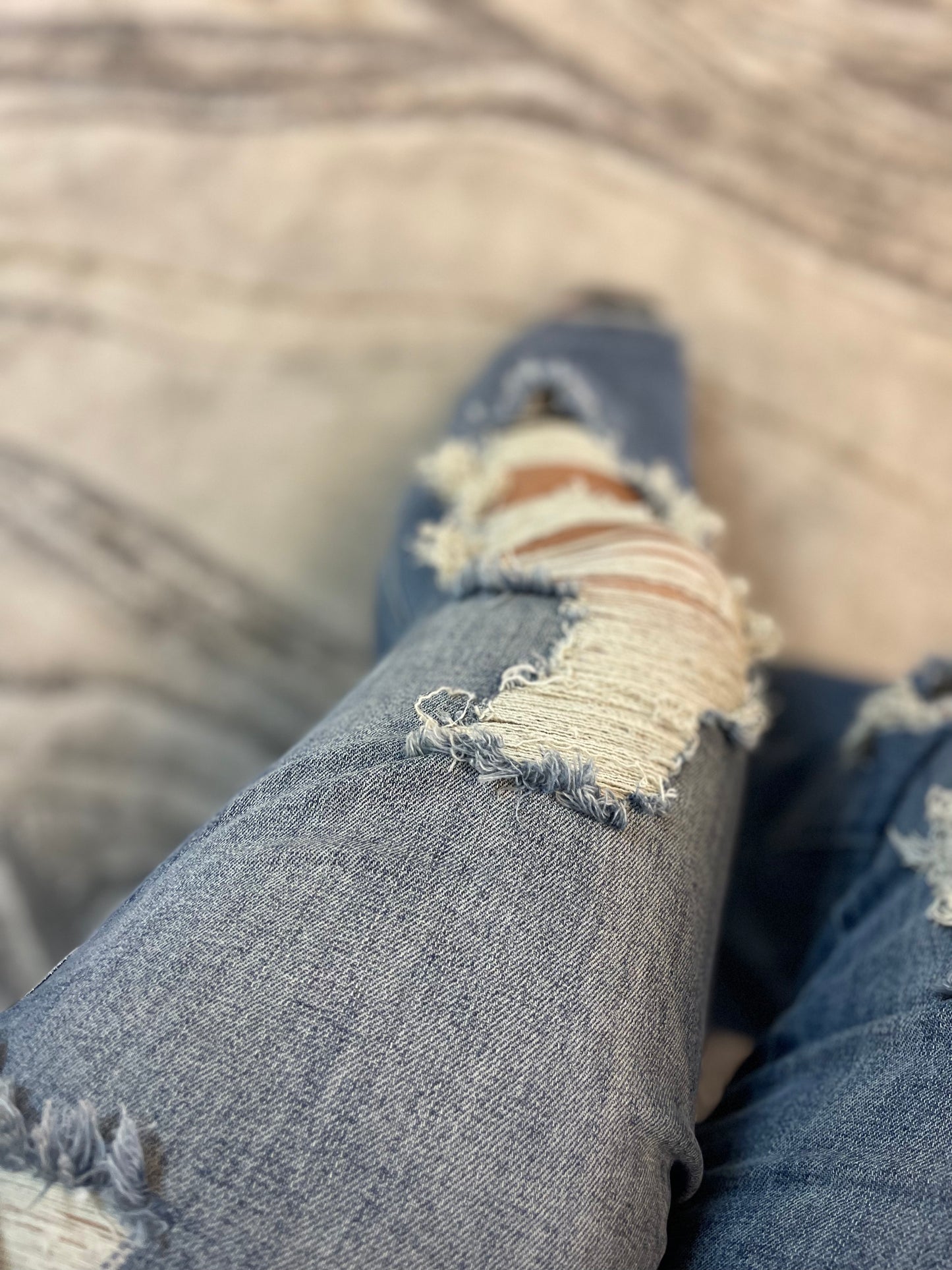 Blakely Distressed Jeans