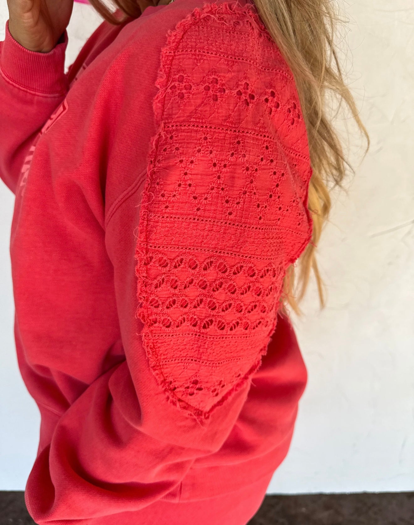 Heartbreaker Pullover