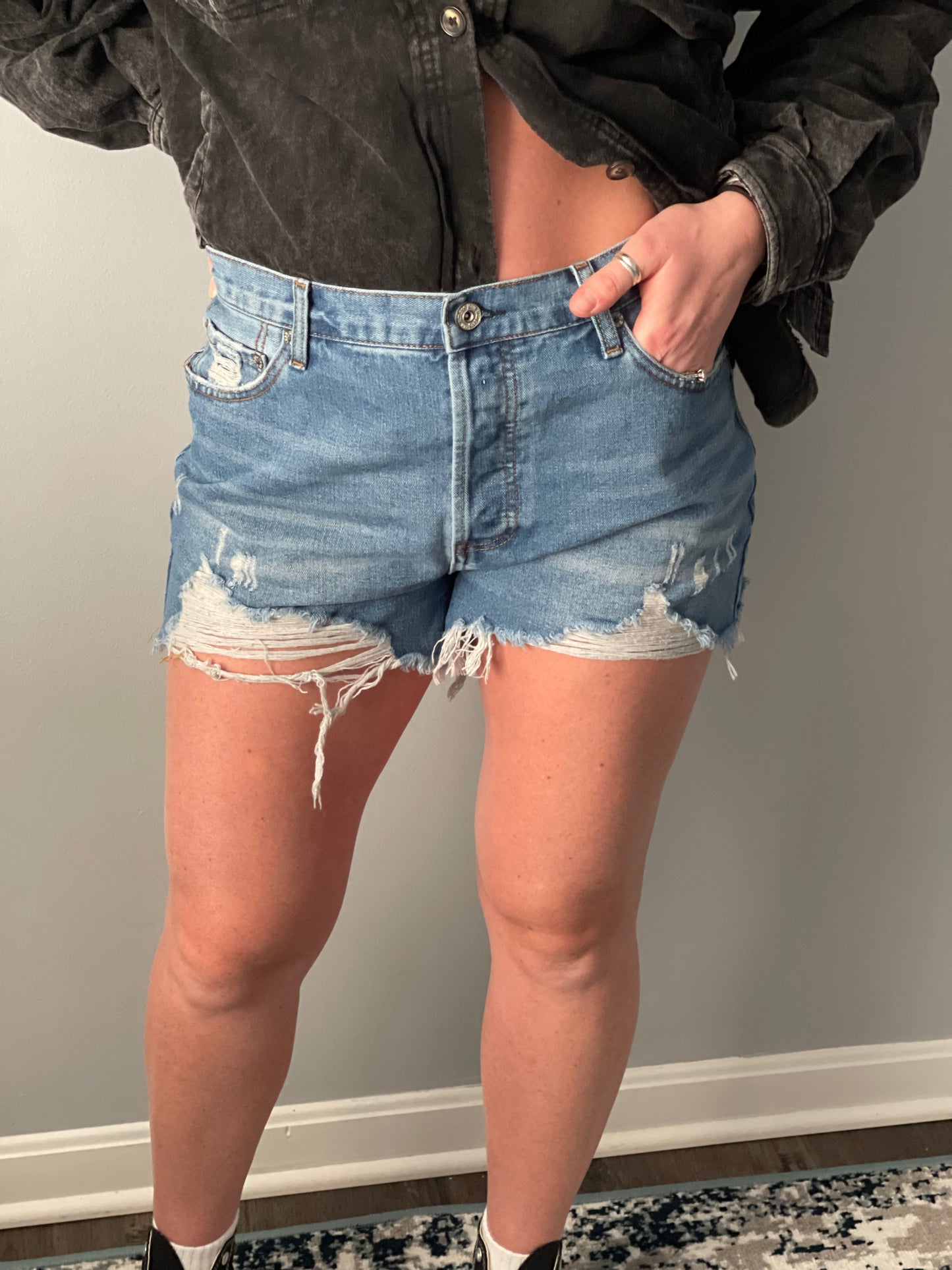 Distress shorts